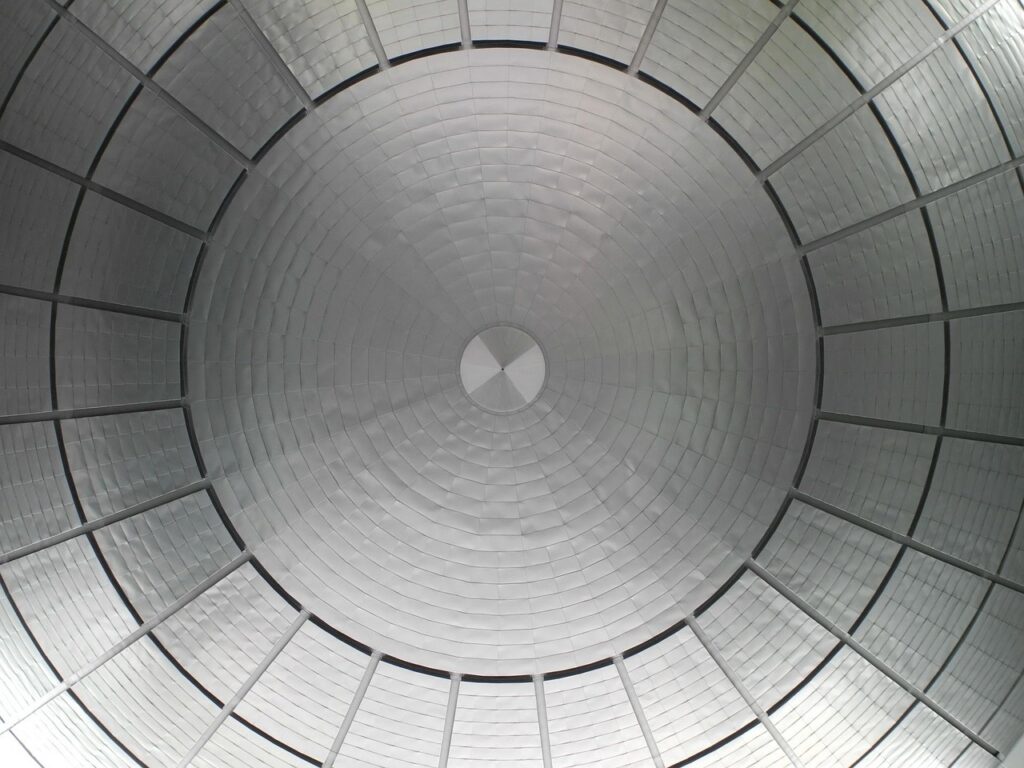 夏休みに家族旅行で行く名古屋の科学館とプラネタリウムの魅力は？