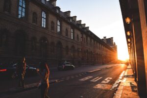 夏休みの家族旅行で子連れにおすすめのグランピングは何歳から楽しめる？
