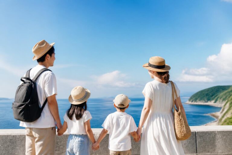 夏休みに車なしで家族旅行を楽しめる観光地は？